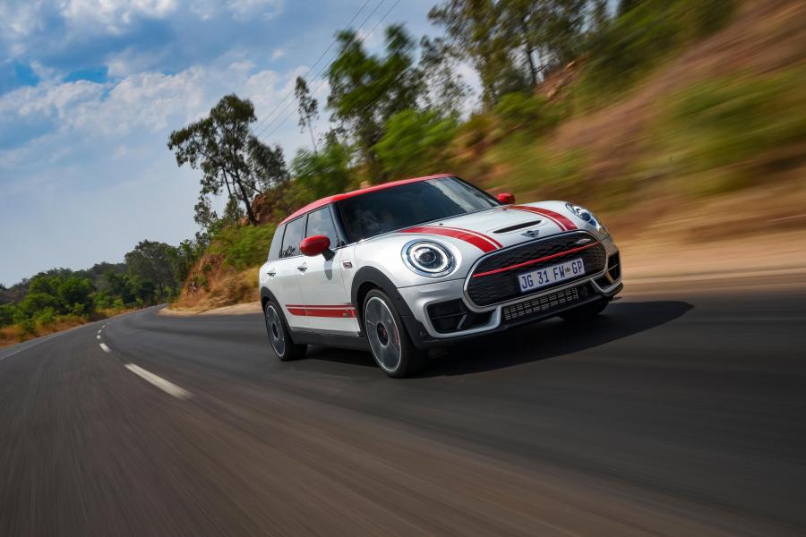  Mini John Cooper Works Clubman (F54) 2019 года  (ZA) (фото 12 из 40)